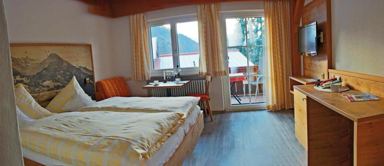 Апартаменты Gastehaus Luise Оберстдорф Экстерьер фото